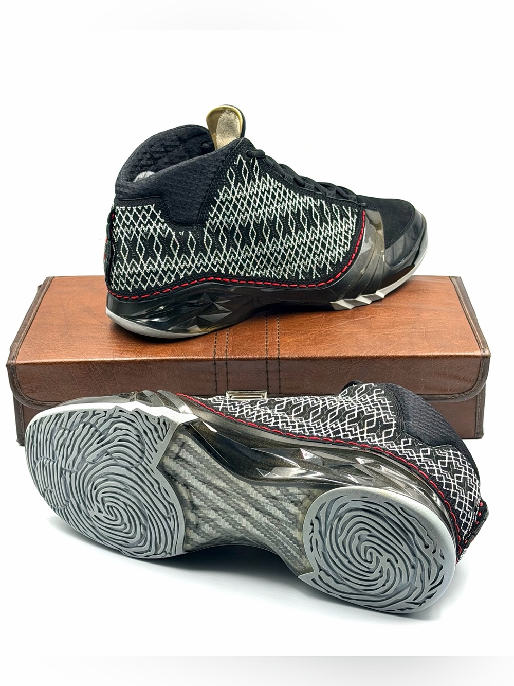 Air Jordan 23 OG 'Black Stealth' - Picture 5 of 12